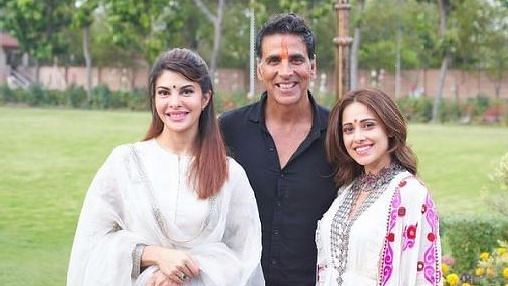 Akshay's Ram Setu Co-Stars, Nushrratt and Jacqueline, in Isolation