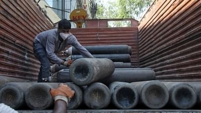 ‘It’s a Mess’: Delhi HC Pulls up AAP Govt Over Oxygen Black Market