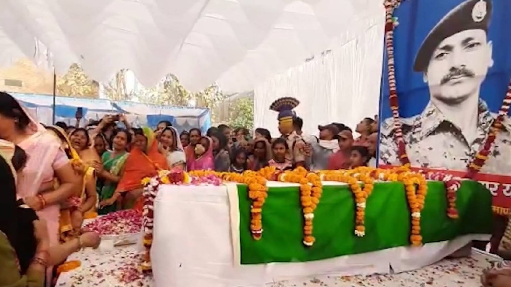 People gather to pay their last respects to Martyr Rajkumar Yadav in Ayodhya.