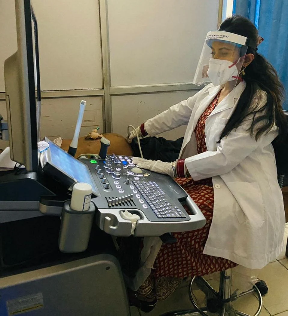 <div class="paragraphs"><p>Dr. Parikha Rampal checking a patient at RML hospital. </p></div>