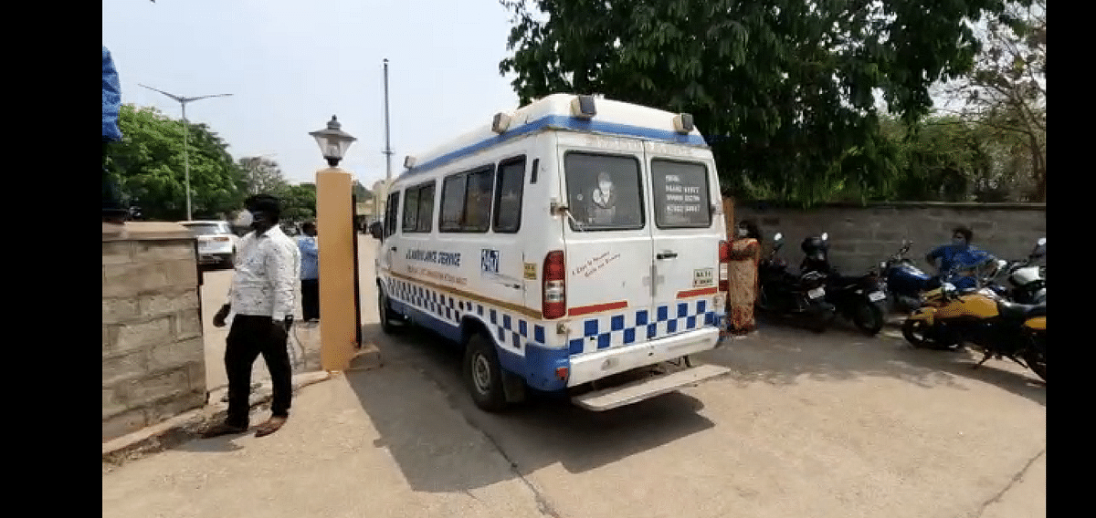 Ambulances are charging between Rs 15,000 and Rs 60,000 for a three to five kilometer ride, families allege.