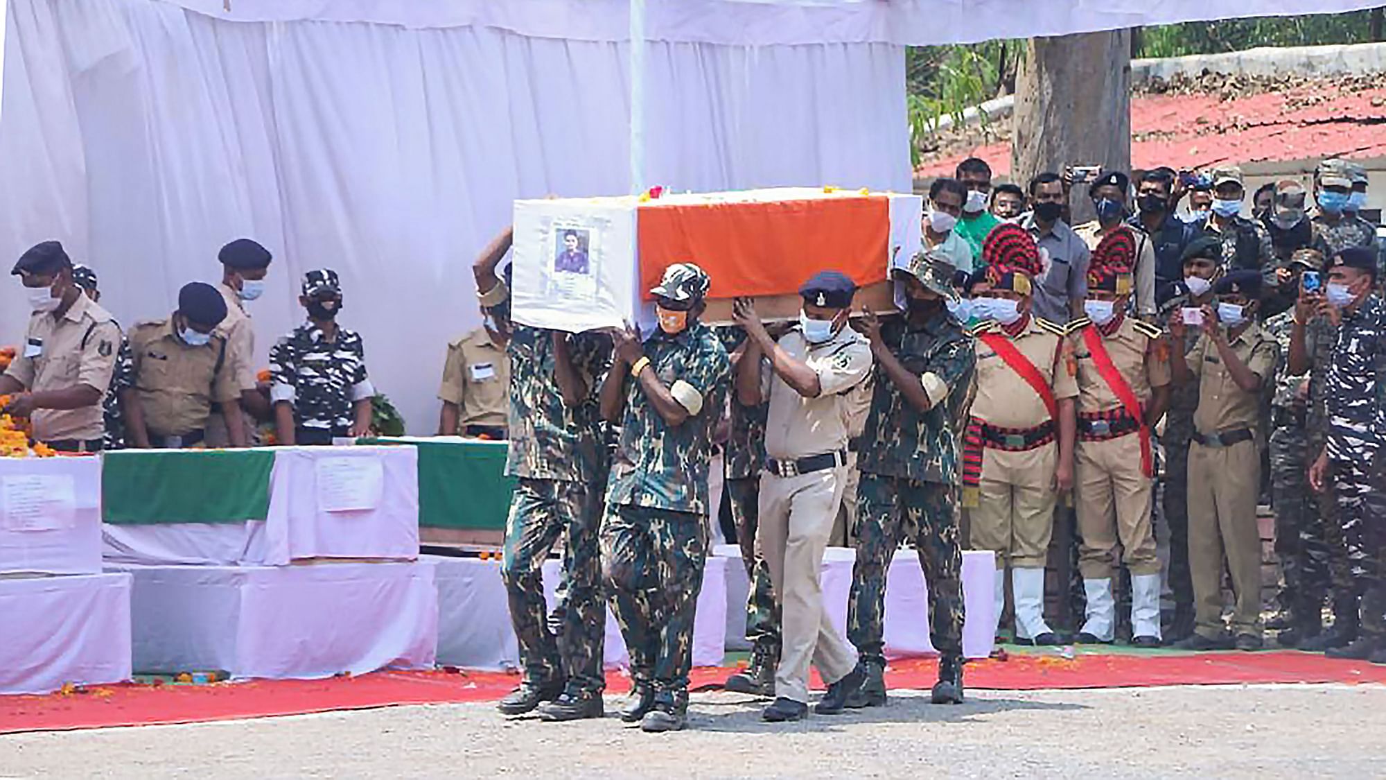 Army personnel pay tribute to the soldiers who were martyred in the Bijapur Naxalite incident.