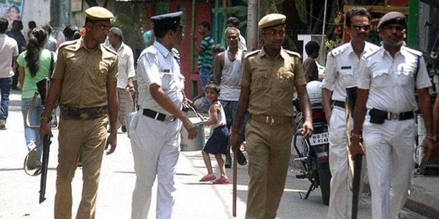 Kolkata Cops Looking for  Scribe Booked for Abduction, Extortion