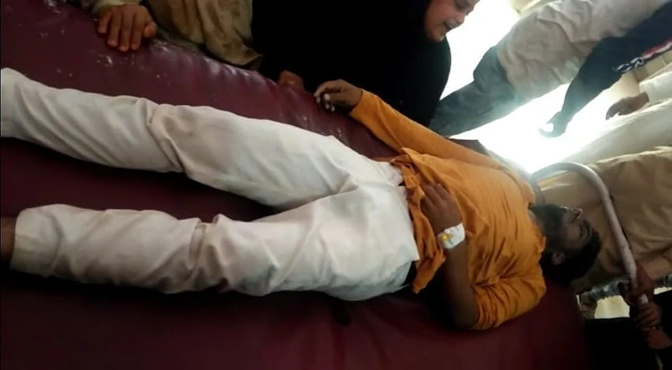 The police brought him to the local community healthcare centre, but Faizal was too serious.