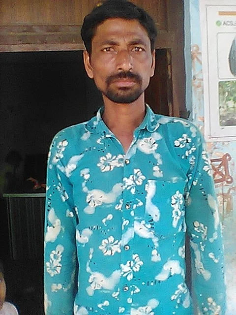 Shiv Kumar has 4 kids. He says that while the number of deaths have increased, while the number of COVID cases have increased, the authorities have done nothing to ensure their safety.