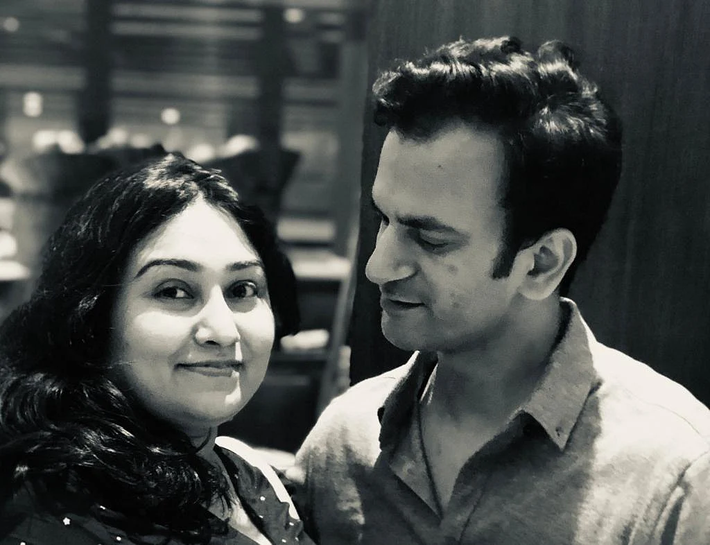 <div class="paragraphs"><p>Writers Abhijit & Tanya Sinha</p></div>