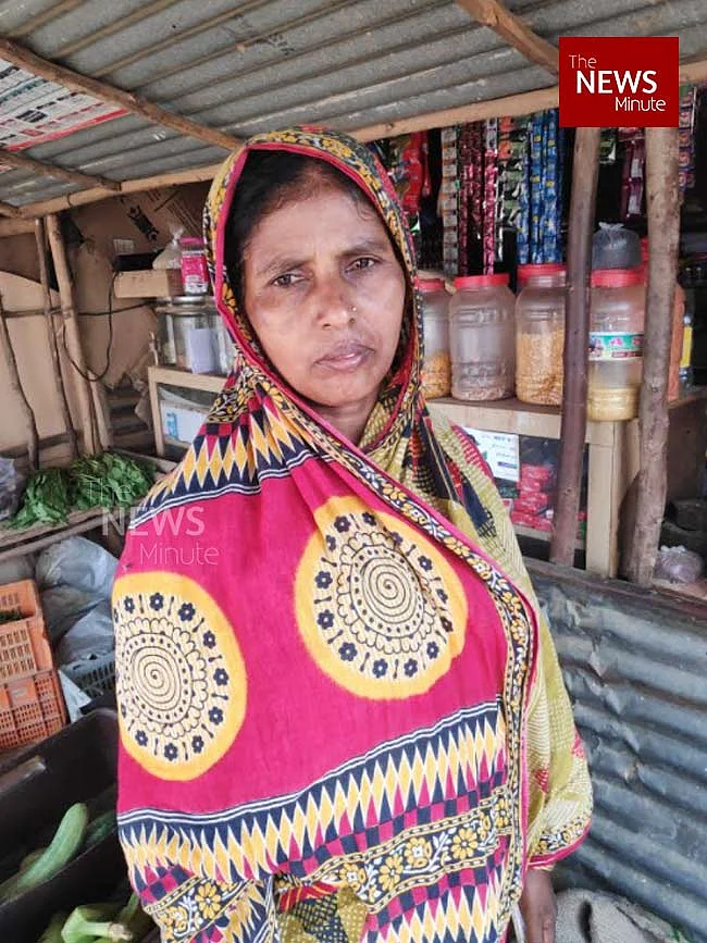 Sabina at the migrant settlement in Thubarahalli.