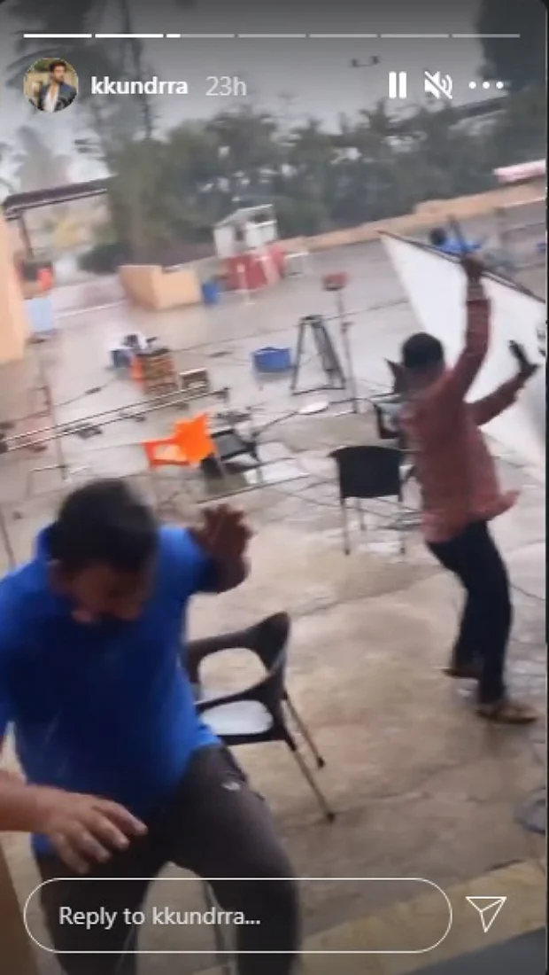 <div class="paragraphs"><p>tv sets affected by cyclone.</p></div>