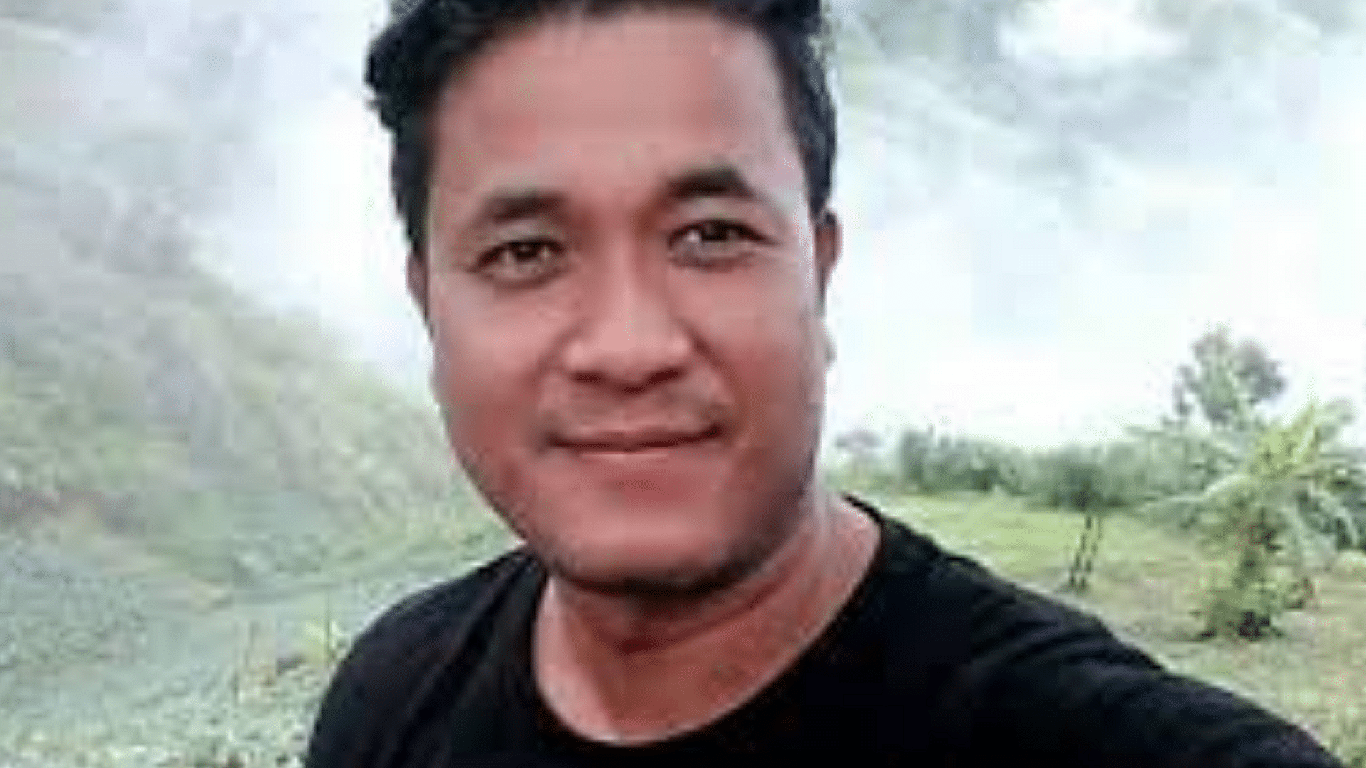 <div class="paragraphs"><p>Imphal: Journo's Arrest for Speaking About Cow Dung Sparks Outrage</p></div>