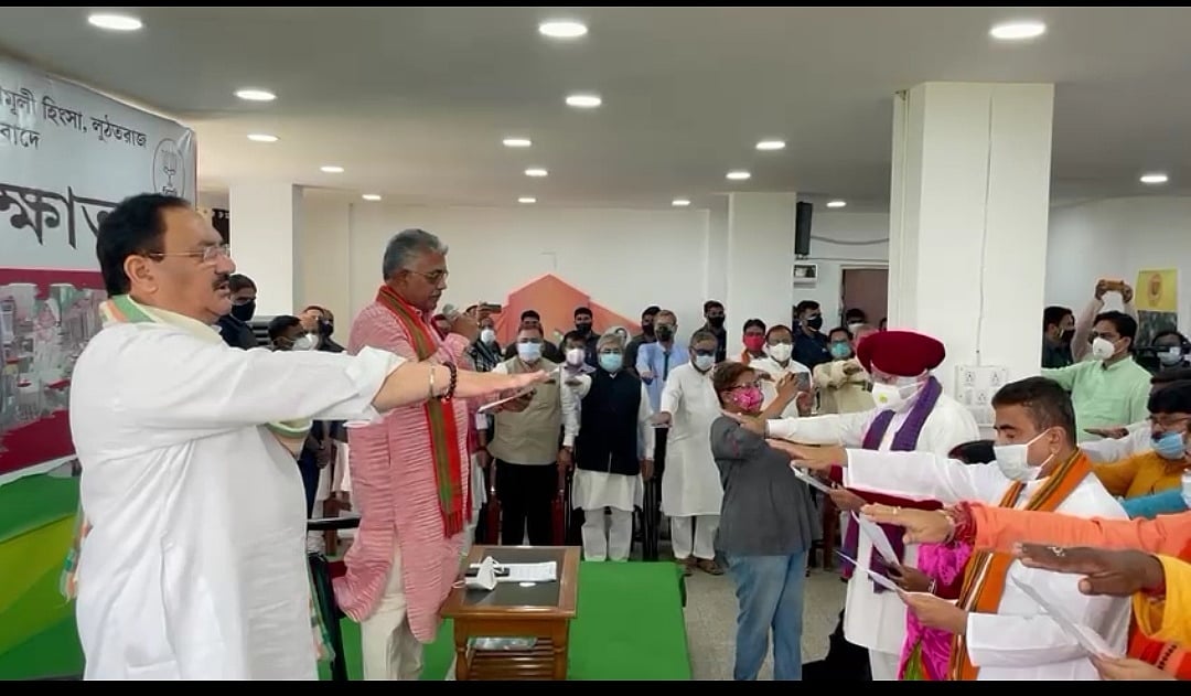 <div class="paragraphs"><p>At the headquarters of the Bengal BJP in Kolkata, Bengal unit President Dilip Ghosh, and national President JP Nadda, administered an oath to the 77 BJP MLAs who'd won in the West Bengal Assembly, and senior party leaders against the "politics of hate".</p></div>