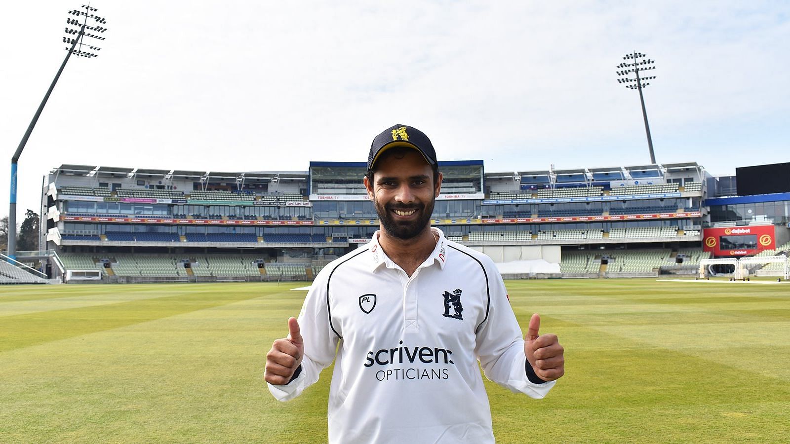 Vihari Leaps Over Injury Hurdle to Pass Muster in County Cricket
