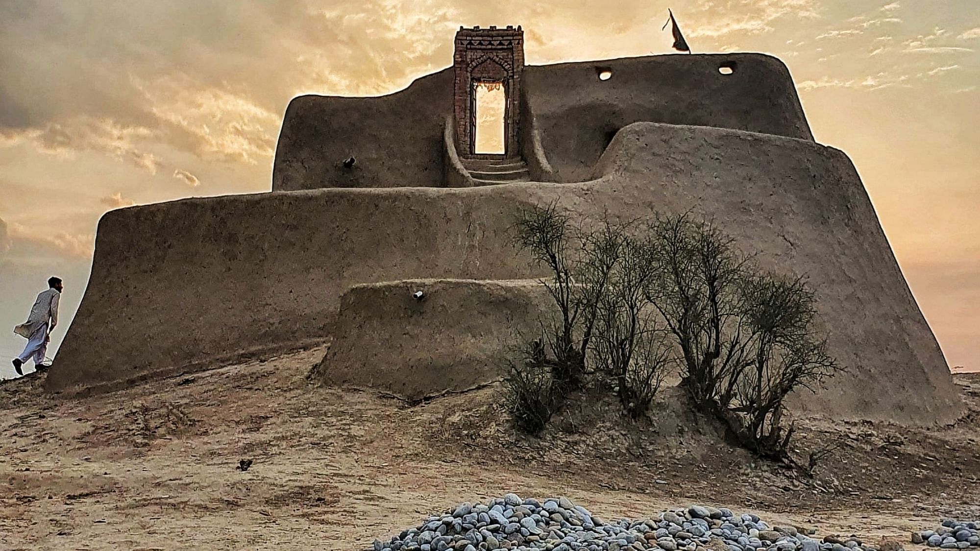 Panjan Shah’s mud shrine, made of soil from Delhi, at Dera Ismail Khan district of Pakistan.