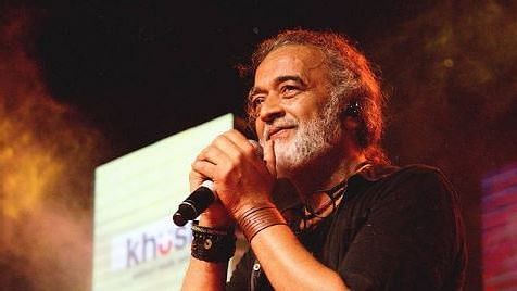 <div class="paragraphs"><p>Singer Lucky Ali apologises after controversial Facebook post.&nbsp;</p></div>