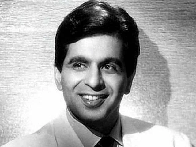 <div class="paragraphs"><p>A young Dilip Kumar</p></div>