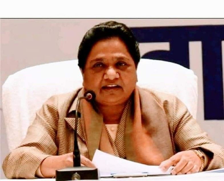 <div class="paragraphs"><p>The BSP supremo clarified rumours of pre-poll alliances for the UP and Uttarakhand elections.</p></div>