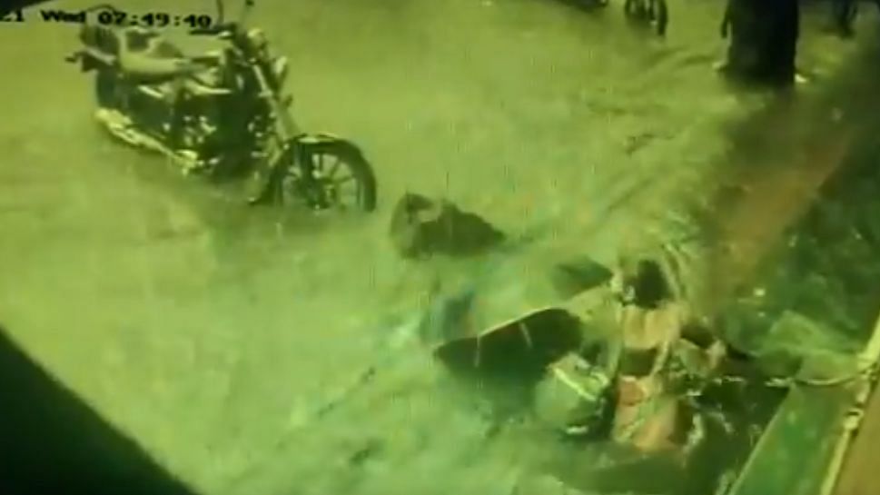 Two Women Fall Into Open Manhole as Heavy Rains Lash Mumbai
