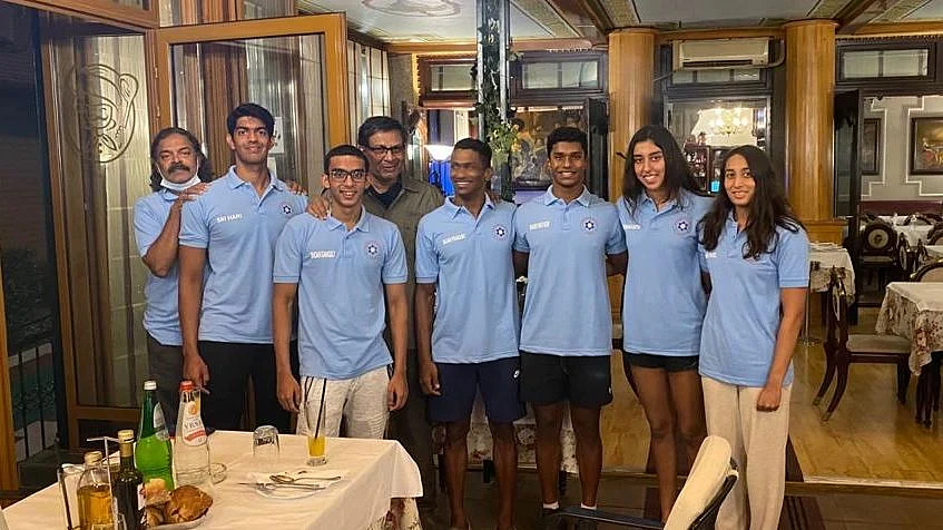 <div class="paragraphs"><p>Ram Gopal Narayan with the Indian swim team.</p></div>