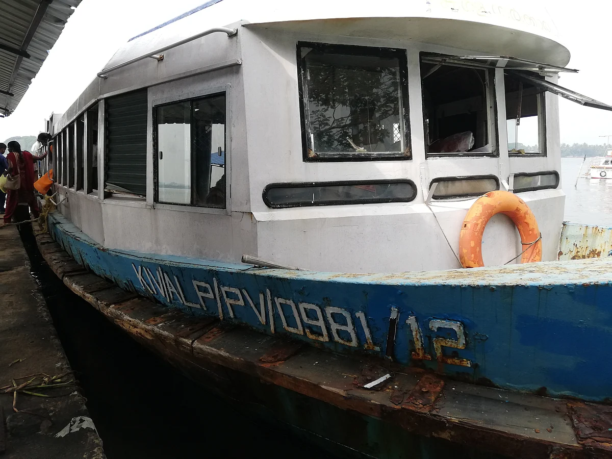 <div class="paragraphs"><p>Ferry service to Thuruthu</p></div>