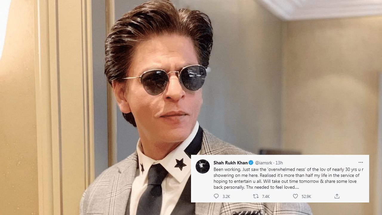 <div class="paragraphs"><p>Actor Shah Rukh Khan completed 29 years in Bollywood</p></div>