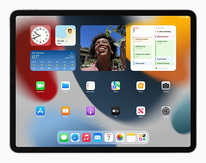 <div class="paragraphs"><p>Users can now place widgets among apps on Home Screen pages on iPad, providing more information at a glance.</p></div>