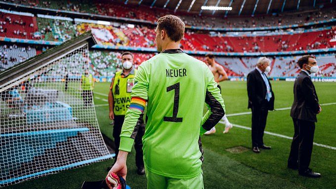 Germany captain Manuel Neuer wearing a rainbow armband at Euro 2020.&nbsp;