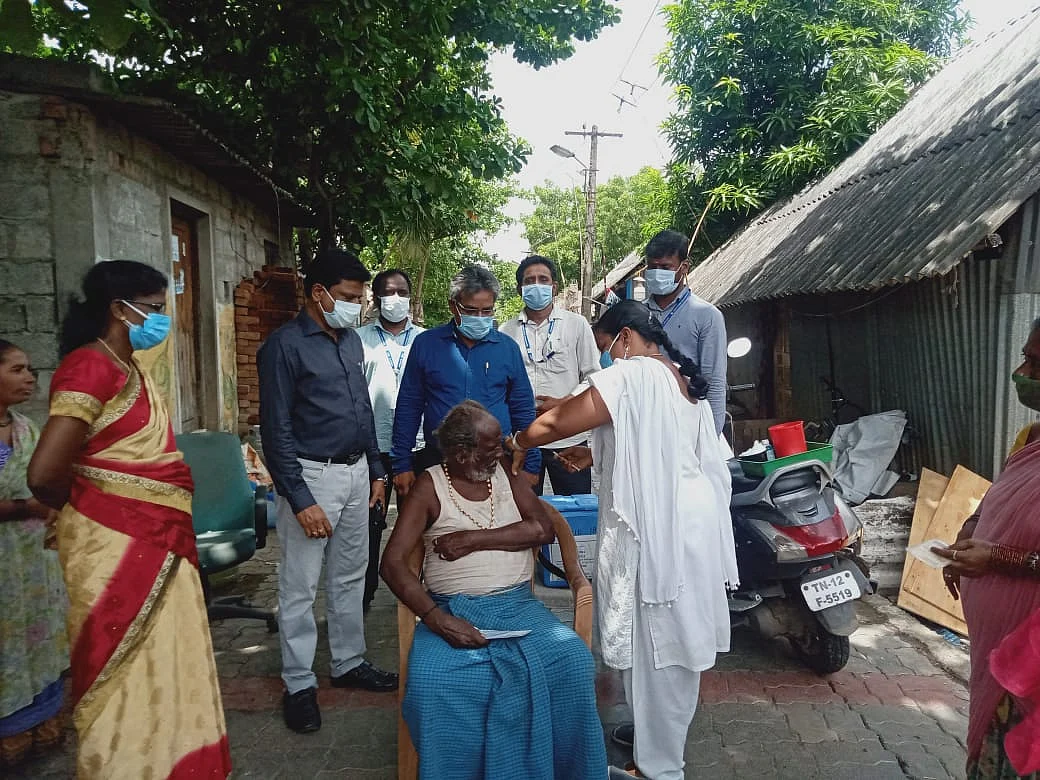 <div class="paragraphs"><p>On 24 June, Collector of Tiruvallur sent a team to conduct a vaccination drive in the hamlet.</p></div>