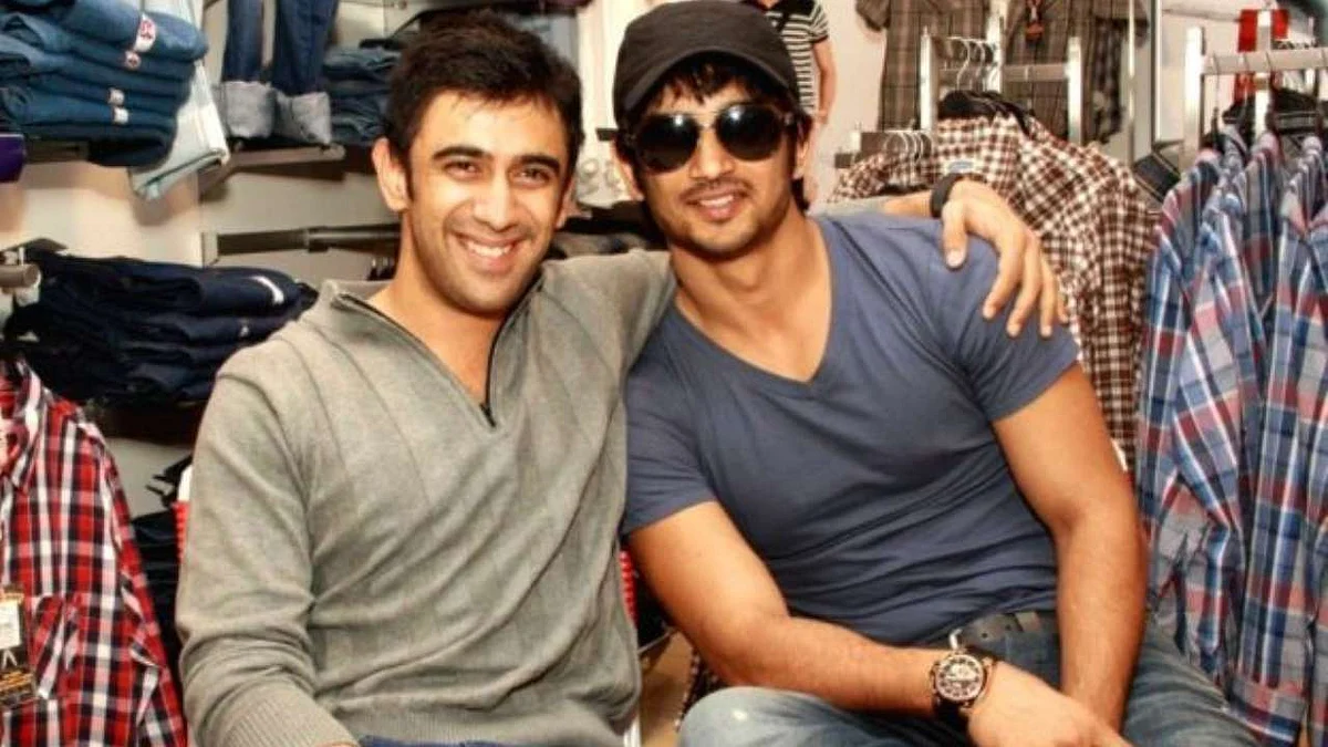 <div class="paragraphs"><p>Amit Sadh with Sushant Singh Rajput.</p></div>