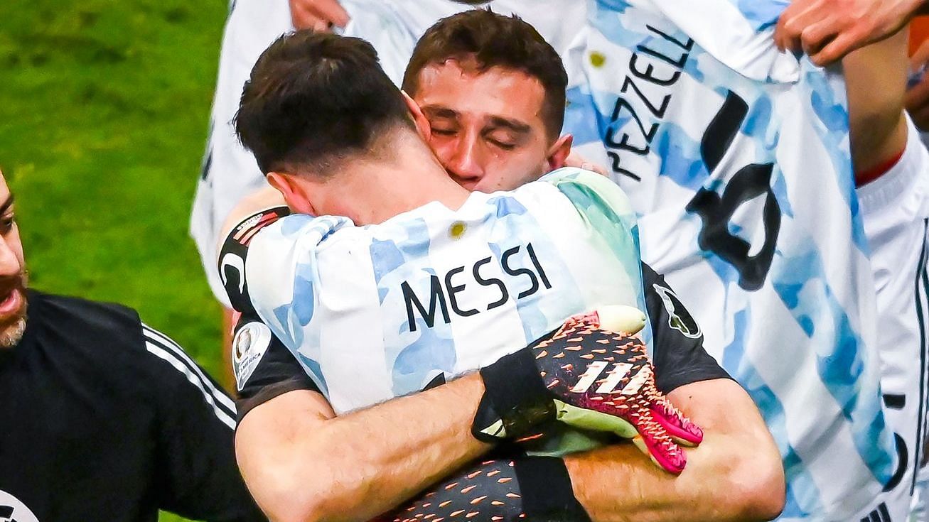 <div class="paragraphs"><p>Messi hugs&nbsp;goalkeeper Emiliano Martinez who saved three spot-kicks in the semi-final.&nbsp;</p></div>
