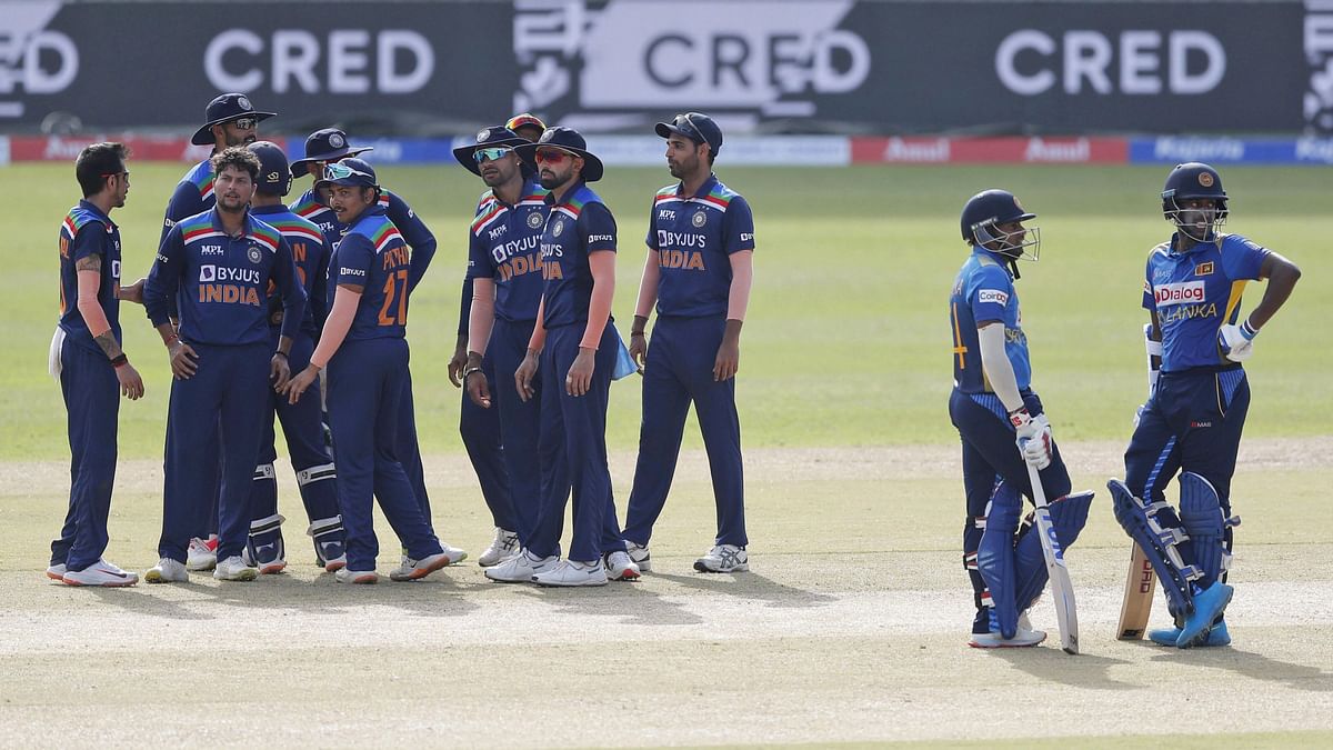 India Restrict Sri Lanka to 262/9 in ODI Series-Opener in Colombo