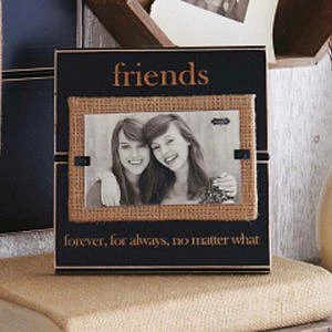 <div class="paragraphs"><p>Friendship Day Gift</p></div>