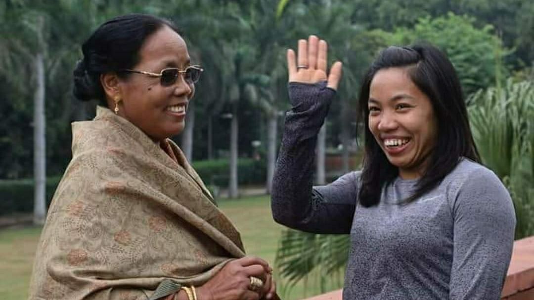 <div class="paragraphs"><p>Mirabai Chanu with her mother in New Delhi.</p></div>