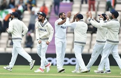 <div class="paragraphs"><p>Virat Kohli celebrates the fall of a wicket.&nbsp;</p></div>