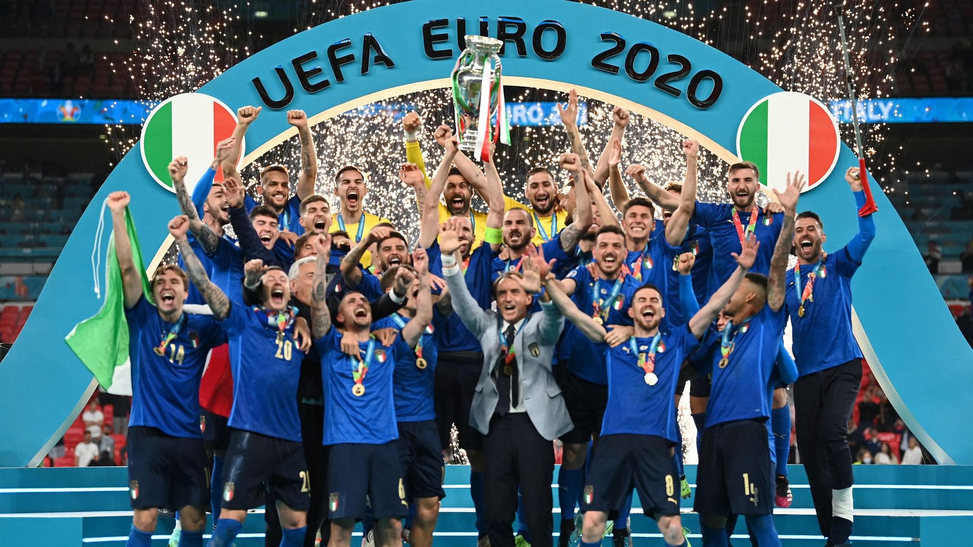 <div class="paragraphs"><p>Italy celebrate winning the 2020 Euro at Wembley.</p></div>
