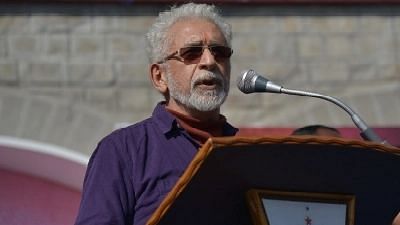 <div class="paragraphs"><p>Naseeruddin Shah was admitted to the hospital last week.</p></div>