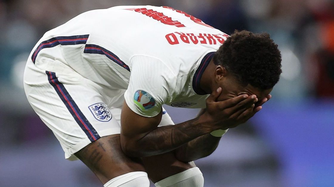 <div class="paragraphs"><p>Marcus Rashford reacts after missing a penalty in the Euro final</p></div>