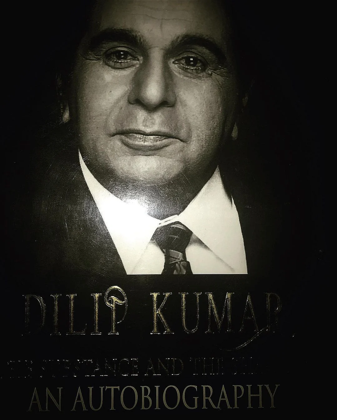 <div class="paragraphs"><p>He also posted the cover ofDilip Kumar's autobiography.</p></div>