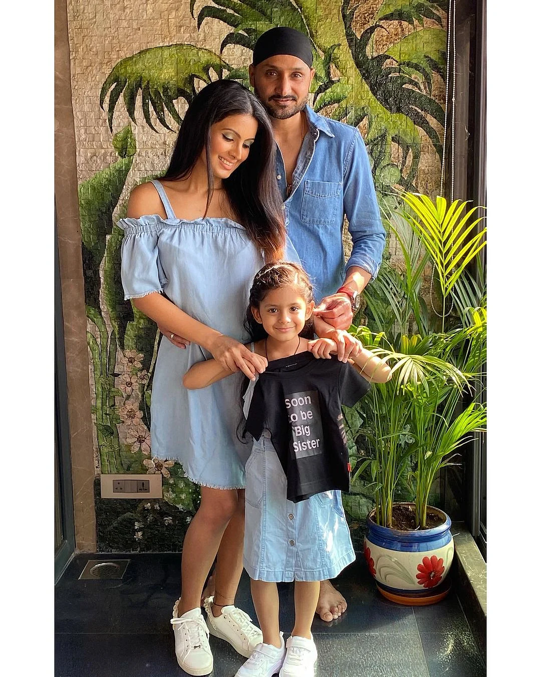 <div class="paragraphs"><p>Geeta Basra, Harbhajan Singh and their daughter.</p></div>