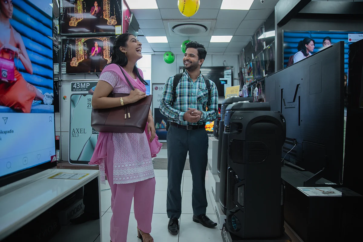 <div class="paragraphs"><p>Zayn Marie Khan and Neeraj Madhav in <em>The Interview</em></p></div>
