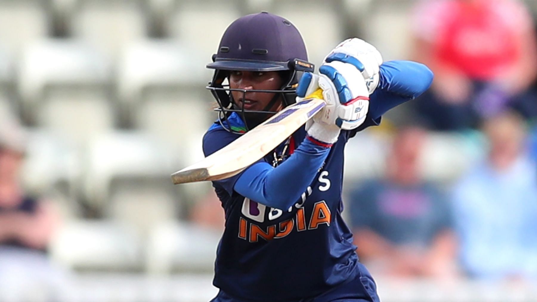 <div class="paragraphs"><p>Mithali Raj scored an unbeaten 75 off 86 balls to help India beat England by 4 wickets in the third ODI on Saturday.</p></div>