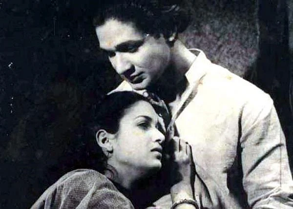 <div class="paragraphs"><p>A still from Neecha Nagar.</p></div>