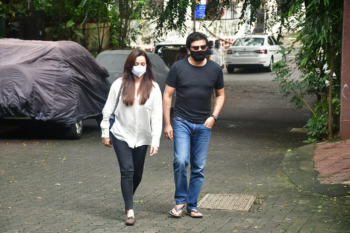<div class="paragraphs"><p>Neelam Kothari Soni and Samir Soni.</p></div>