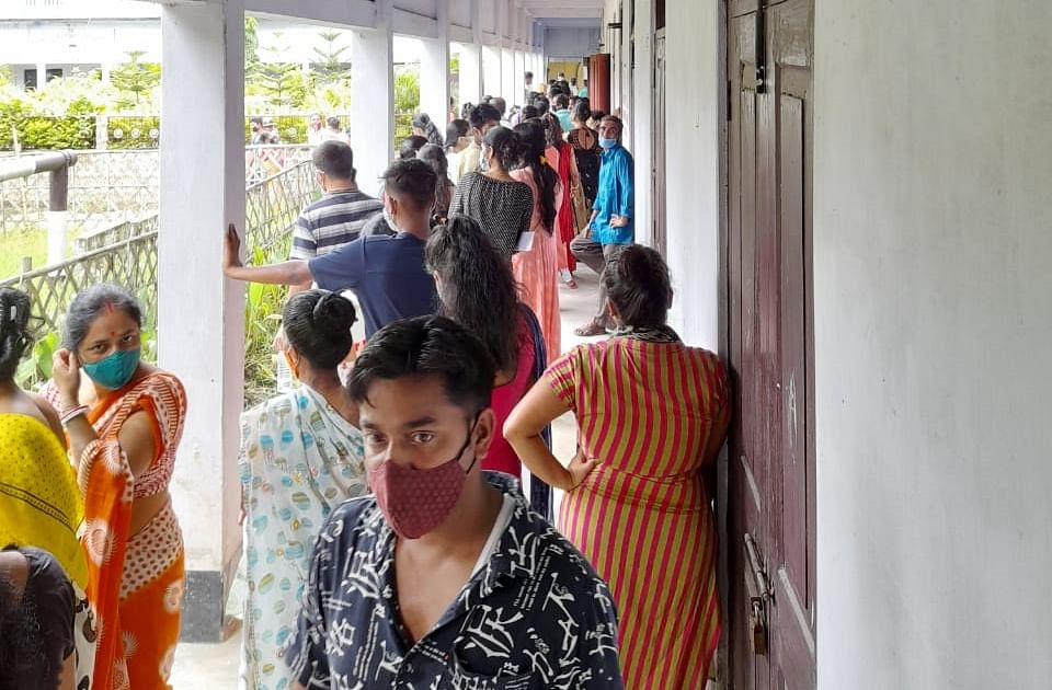 Locals from several districts were turned away from vaccine centres due to shortage. 
