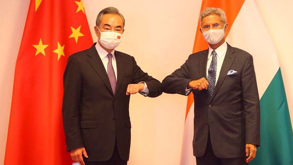 <div class="paragraphs"><p>"Agreed on convening an early meeting of Senior Military Commanders," Jaishankar said after meeting China's FM.</p></div>