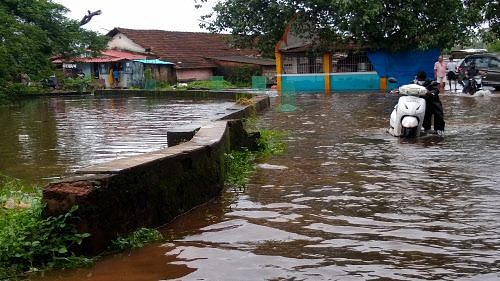 <div class="paragraphs"><p>Witnessing its worst floods in decades, Goa on 23 July, was hit by intense rainfall that immersed roads.</p></div>