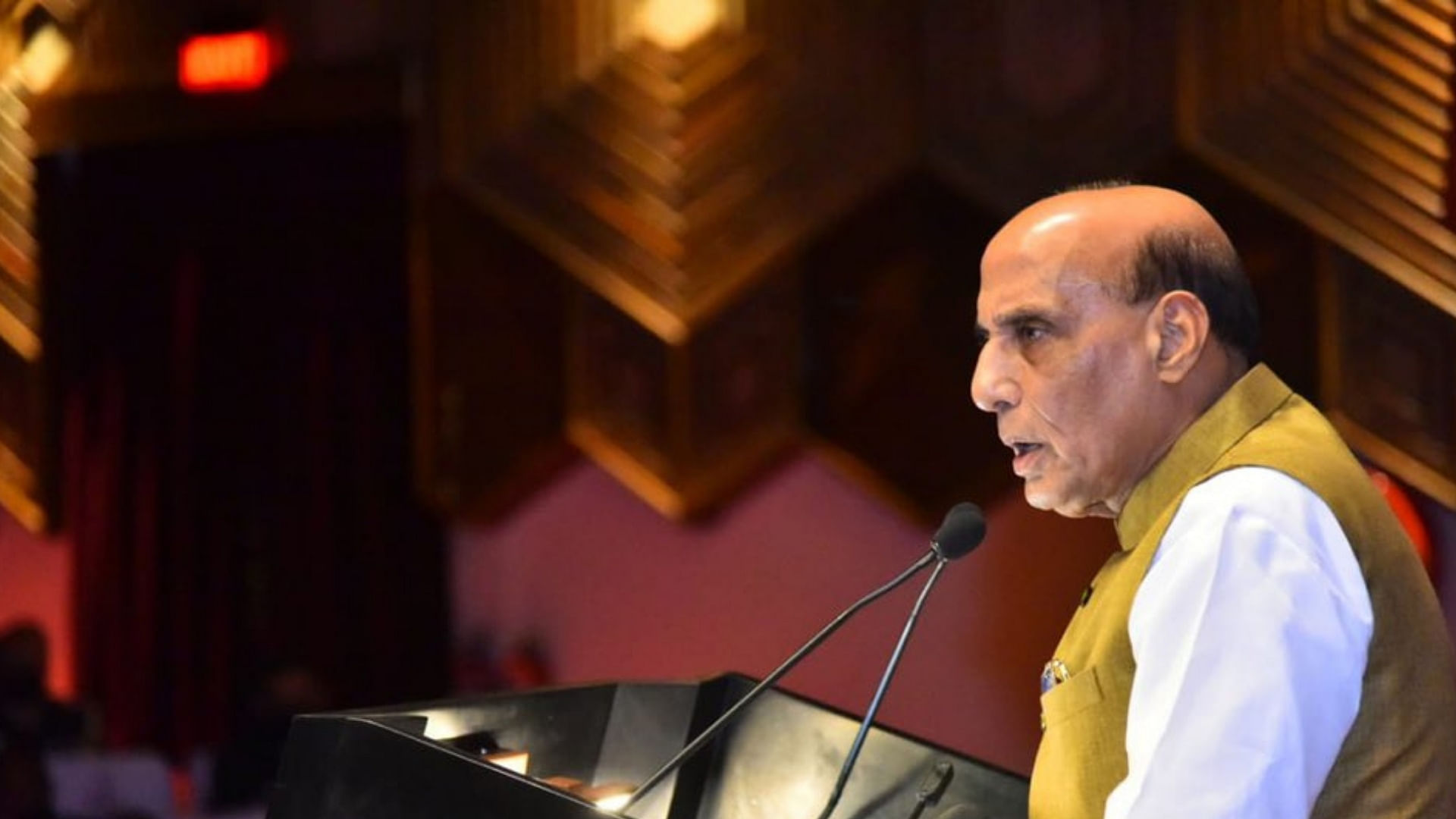 <div class="paragraphs"><p>Defence Minister Rajnath Singh addressing officers in Wellington.</p></div>