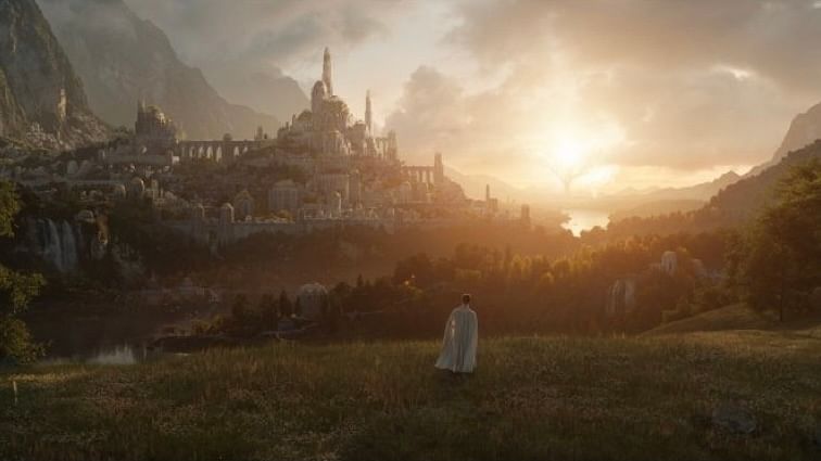 <div class="paragraphs"><p>Amazon Studios'&nbsp;<em>Lord of the Rings&nbsp;</em>series to premiere in 2022.</p></div>