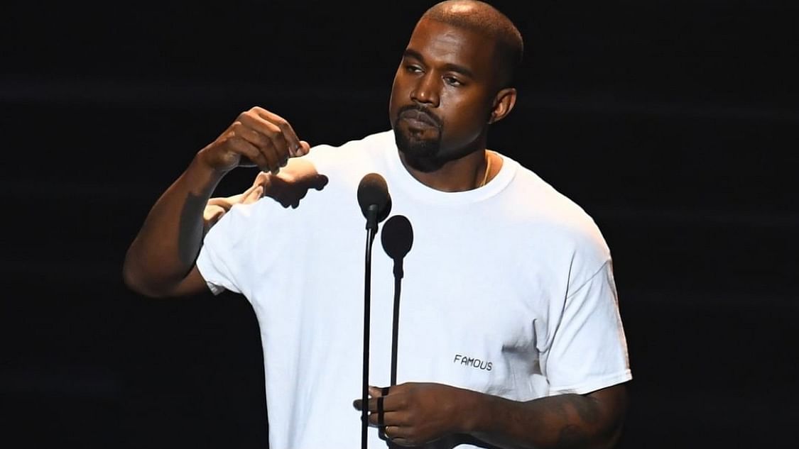 <div class="paragraphs"><p>Rapper Kanye West wants to change his name.</p></div>