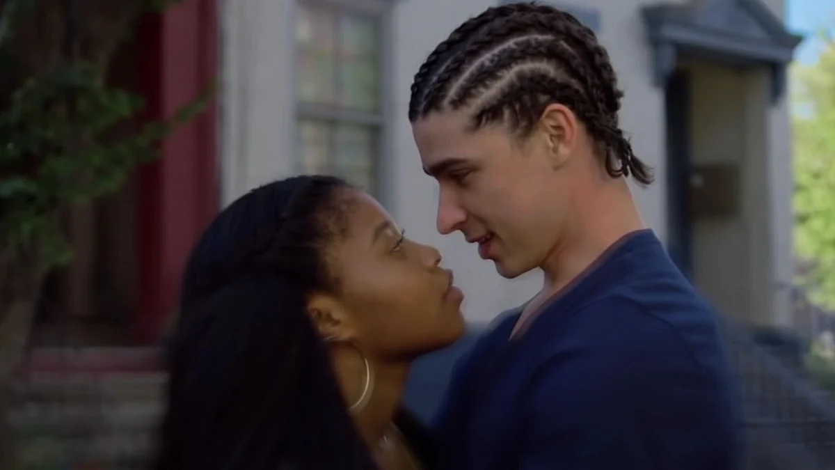 <div class="paragraphs"><p>A still from <em>Modern Love</em> Season 2.</p></div>