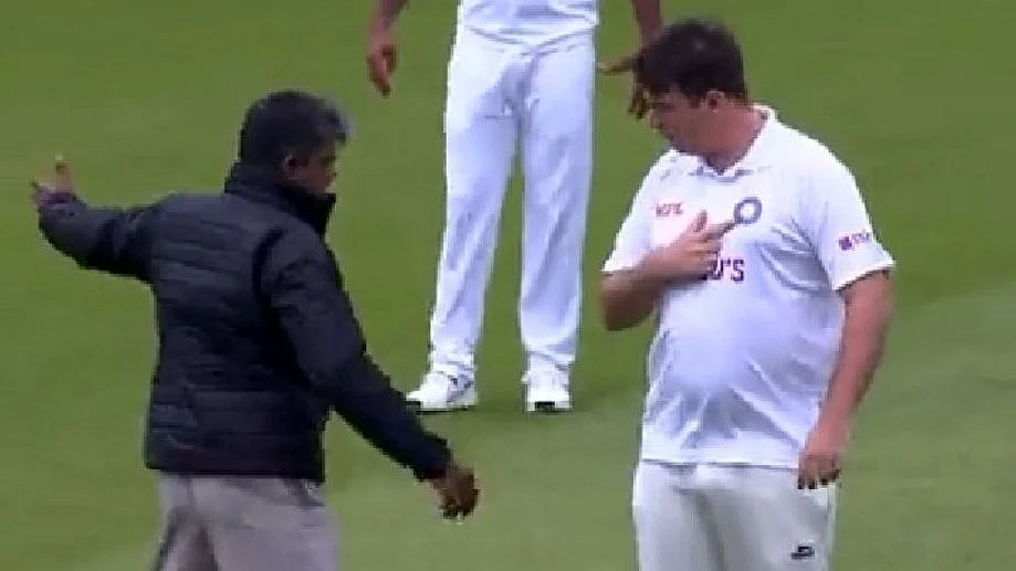 <div class="paragraphs"><p>India's 12th Man</p></div>