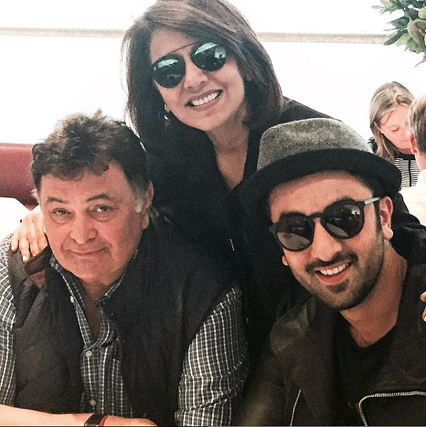 <div class="paragraphs"><p>Neetu Singh Kapoor with Rishi and Ranbir Kapoor.</p></div>